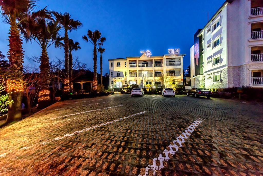 Jeju Hue Pension Seogwipo Exterior foto